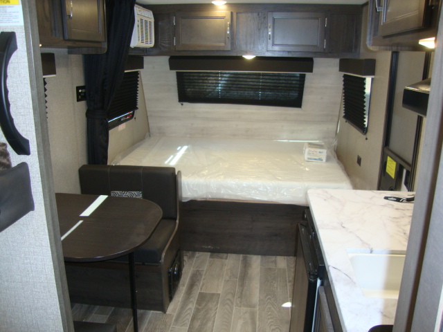 21 Jayco 174BH 003